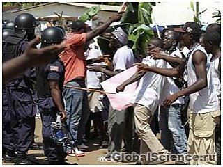 Ліберійці голосують незважаючи на протести Тубман-Вайхе 