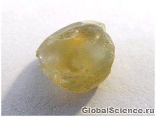 Жесткий диск из драгоценного камня сохранит информацию в течение миллиона лет