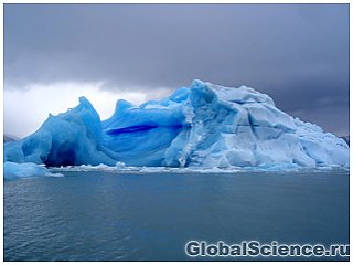 Часть льдов Антарктиды "утекает" в огромный древний разлом