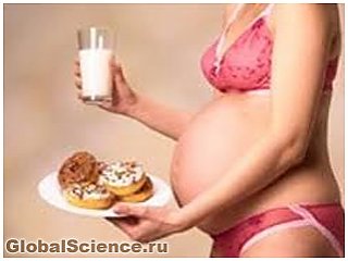 Нездорове харчування майбутньої мами псує смакові переваги малюка 