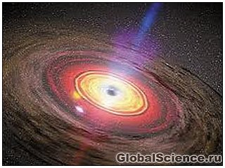Скорость сверхмассивной черной дыры равна скорости света