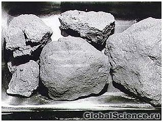 Найдены образцы лунного грунта, собранного во время первой высадки человека на Луне