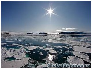 Північний полюс поступово перетворюється на озеро 