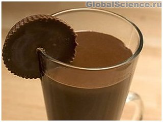 По мнению ученых, горячий шоколад благотворно влияет на мозг