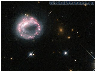 Ученые «NASA» опубликовали изображение необычной галактики