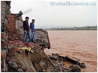 В Индии и Пакистане наводнении унесло жизни 440 человек