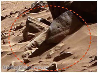 На Марсе найдена голова древней скульптуры из камня