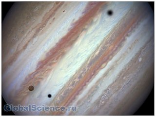 Телескоп Hubble запечатлел тройное солнечное затмение на Юпитере