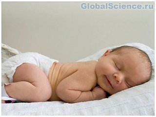 Педиатры запретили спать младенцам на животе