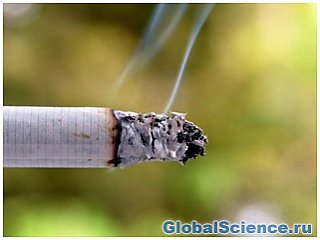 Ученые заявили, что курение в душном помещении смертельно опасно