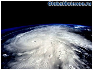 NASA показало ураган «Патрисия» из космоса