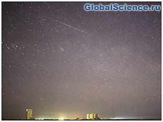 NASA опубликовало снимок метеорита, падающего над Байконуром