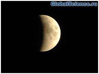 В конце недели жители Земли увидят лунное затмение и Новогоднюю комету