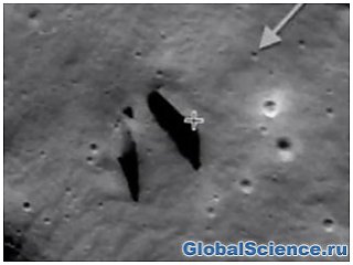 Уфологи нашли на Луне «искусственный вход в подземелье» видео