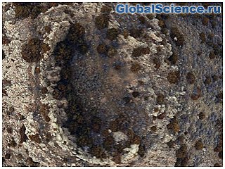 Ученые нашли на Луне кратер, созданный падением метеорита лишь 100 лет назад